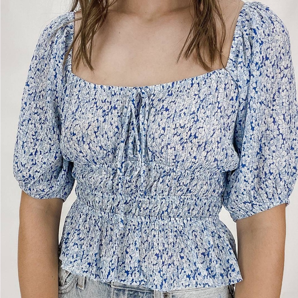 Lucy Paris top size small